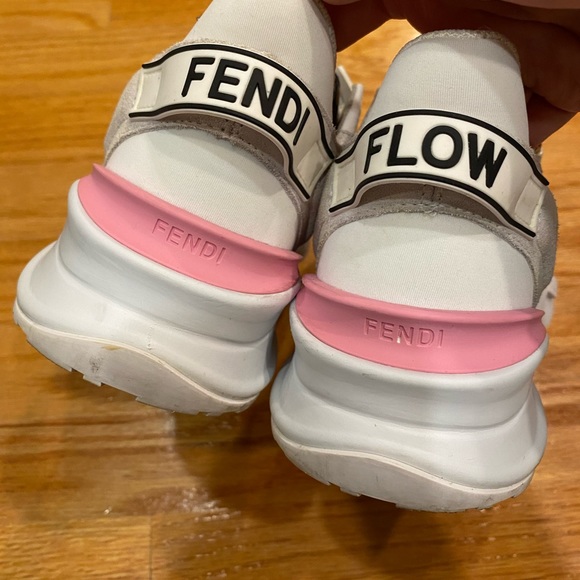 Fendi sneakers - Picture 3 of 4